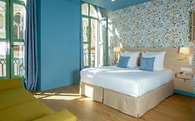 Hotel Du Centre, Un Hotel Ammi